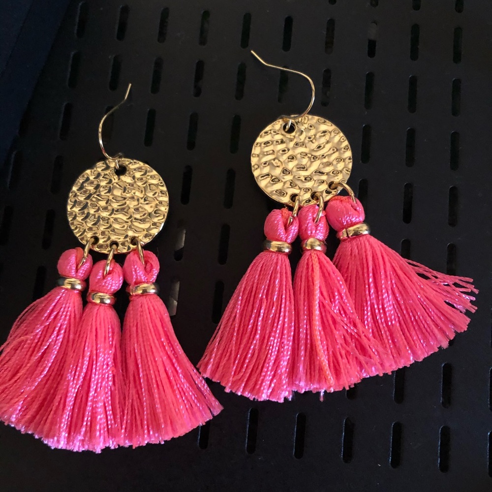 4 earrings